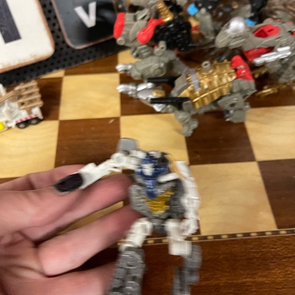 Transformer - Picture 8 of 15